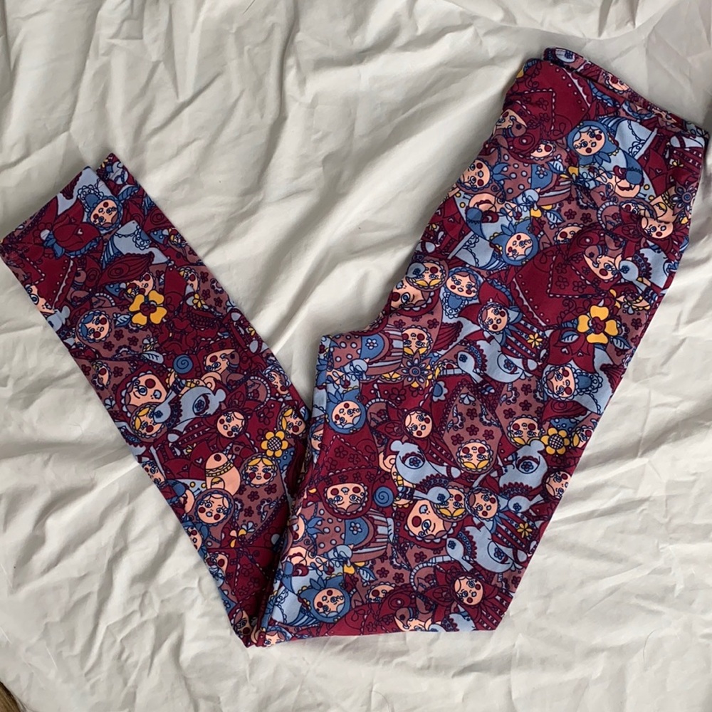 Lularoe Russian Doll Legging